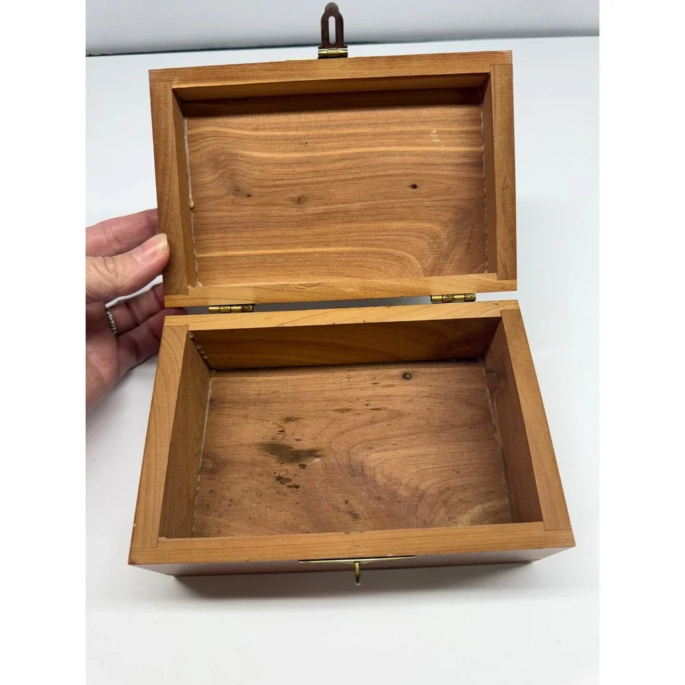 Vintage Cedar Wood Mother Poem Keepsake Box Floral Engraved Jewelry Chest 6x5